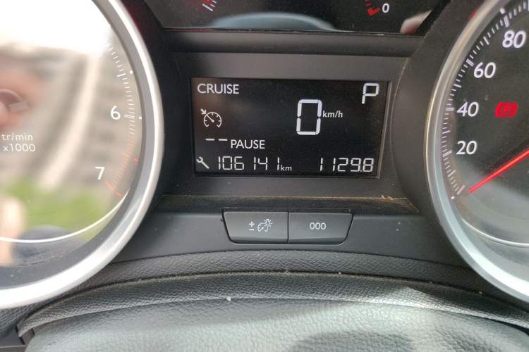 Used Peugeot 408 2015 1.2T Automatic Luxury Edition Odometer Close Up