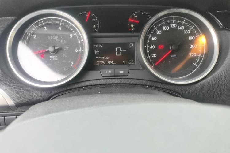 Used Peugeot 408 2015 1.2T Automatic Luxury Edition Odometer Close Up