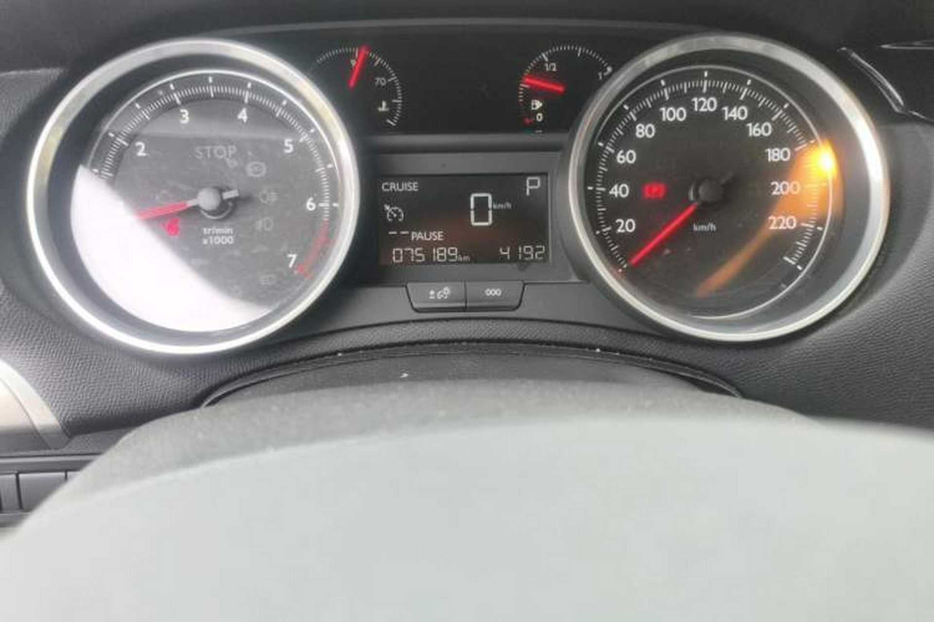Used Peugeot 408 2015 1.2T Automatic Luxury Edition Odometer Close Up