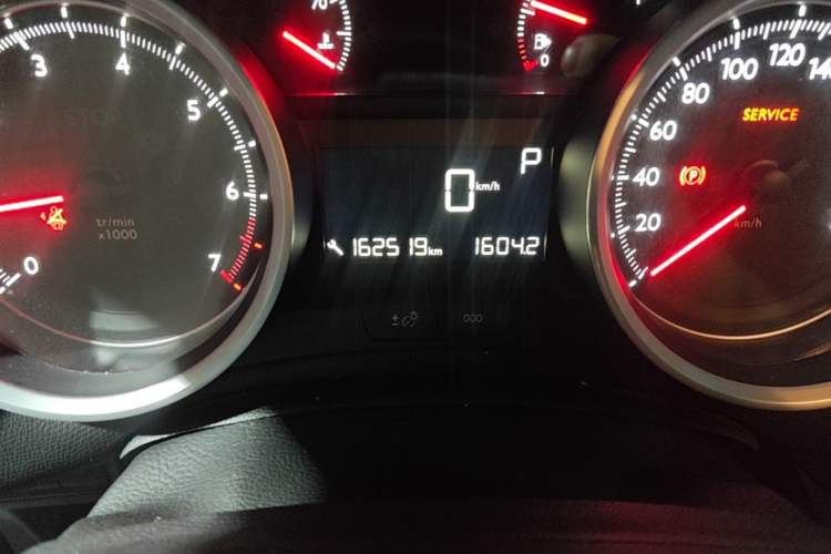 Used Peugeot 408 2015 1.2T Automatic Glory Edition Odometer Close Up