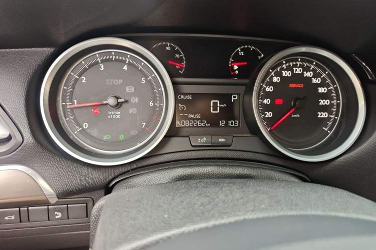 Used Peugeot 408 2015 1.2T Automatic Luxury Edition Odometer Close Up