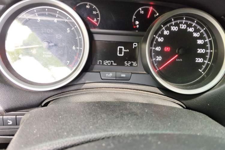 Used Peugeot 408 2015 1.2T Automatic Luxury Edition Odometer Close Up