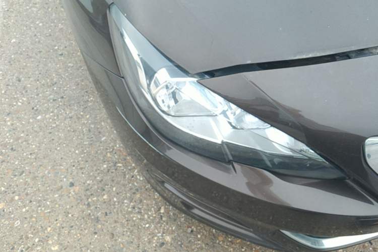 Used Peugeot 408 2015 1.2T Automatic Luxury Edition Right Front Headlight