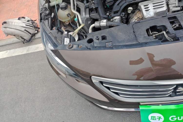 Used Peugeot 408 2015 1.2T Automatic Luxury Edition Right Front Headlight