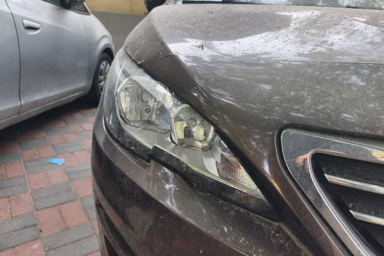 Used Peugeot 408 2015 1.2T Automatic Luxury Edition Right Front Headlight