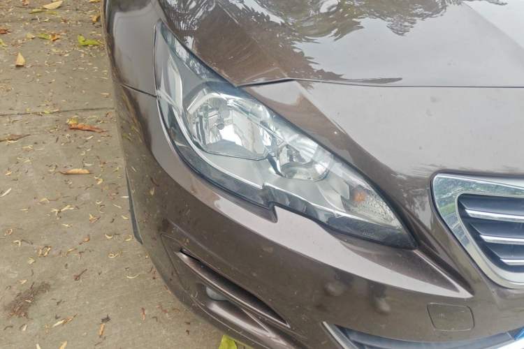 Used Peugeot 408 2015 1.2T Automatic Luxury Edition Right Front Headlight