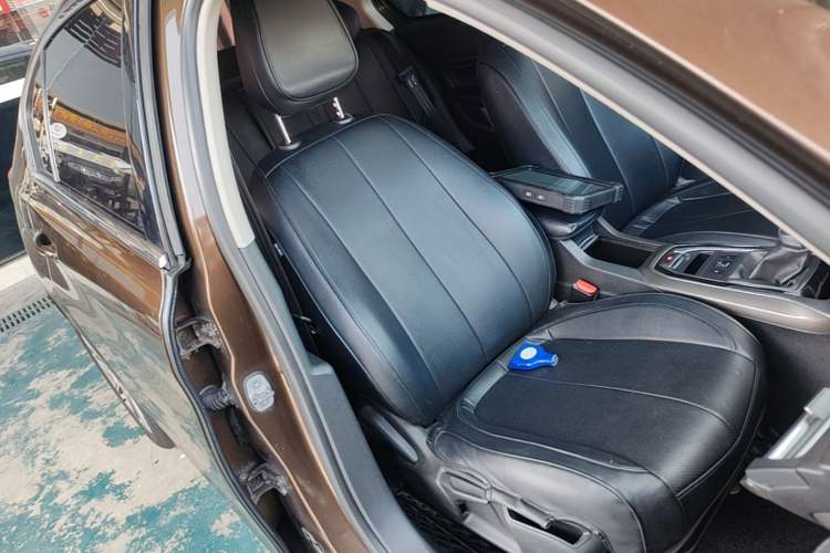 Used Peugeot 408 2015 1.2T Automatic Luxury Edition Right Front Seat