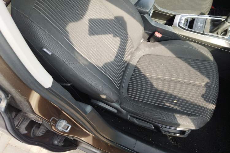 Used Peugeot 408 2015 1.2T Automatic Luxury Edition Right Front Seat