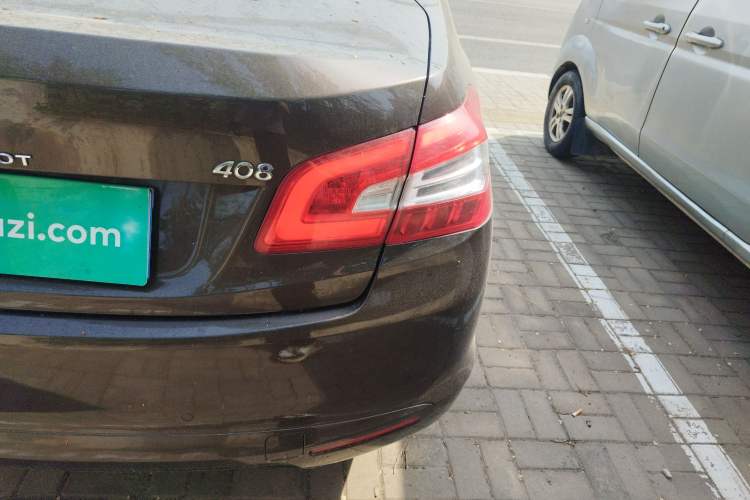 Used Peugeot 408 2015 1.2T Automatic Luxury Edition Right Rear Taillight