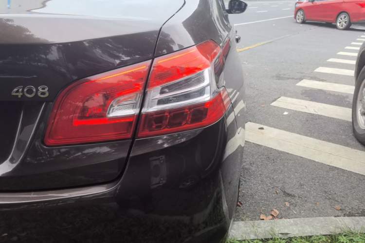 Used Peugeot 408 2015 1.2T Automatic Luxury Edition Right Rear Taillight