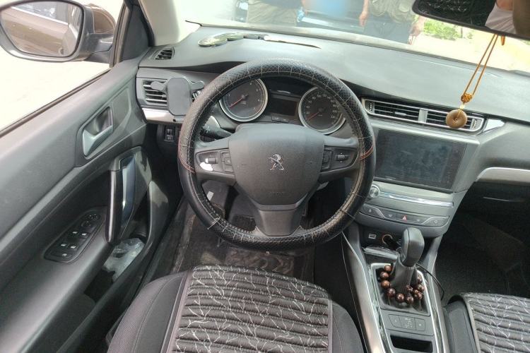 Used Peugeot 408 2015 1.2T Automatic Luxury Edition Steering Wheel