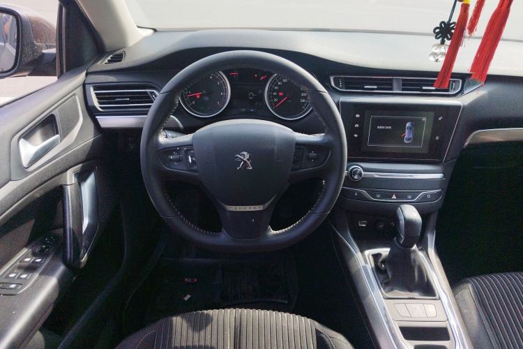 Used Peugeot 408 2015 1.2T Automatic Luxury Edition Steering Wheel