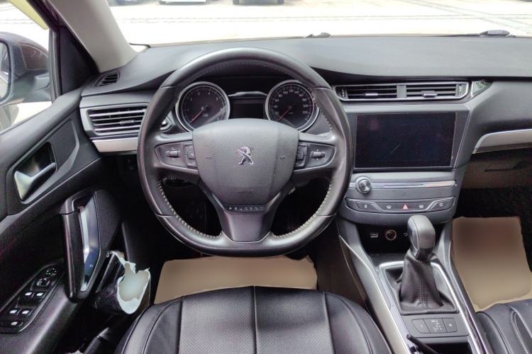 Used Peugeot 408 2015 1.2T Automatic Luxury Edition Steering Wheel