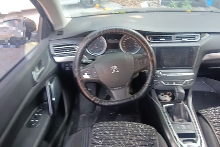 Used Peugeot 408 2015 1.2T Automatic Luxury Edition Steering Wheel
