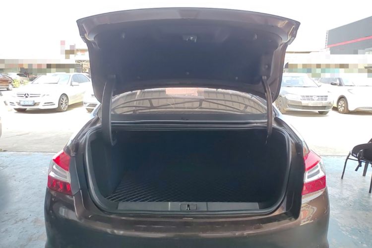 Used Peugeot 408 2015 1.2T Automatic Luxury Edition Trunk