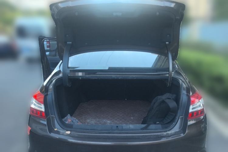 Used Peugeot 408 2015 1.2T Automatic Luxury Edition Trunk