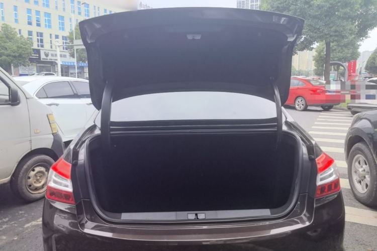 Used Peugeot 408 2015 1.2T Automatic Luxury Edition Trunk
