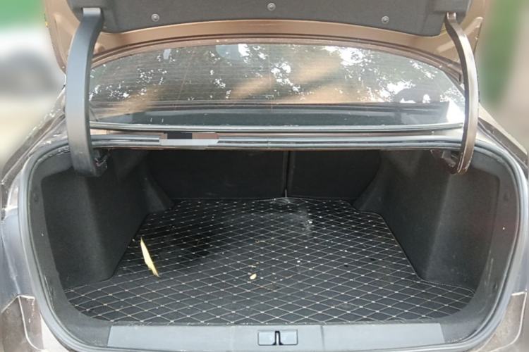 Used Peugeot 408 2015 1.2T Automatic Luxury Edition Trunk