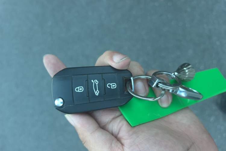 Used Peugeot 408 2015 1.2T Automatic Luxury Edition Vehicle Key