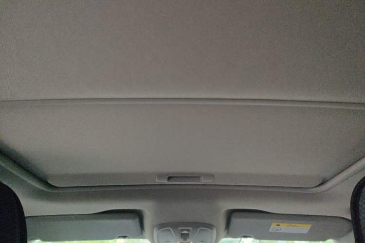Used Peugeot 408 2015 1.2T Automatic Luxury Edition Headliner
