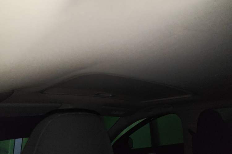 Used Peugeot 408 2015 1.2T Automatic Luxury Edition Headliner