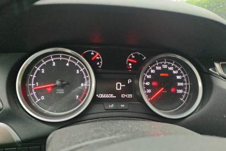 Used Peugeot 408 2015 1.2T Automatic Luxury Edition Instrument Cluster