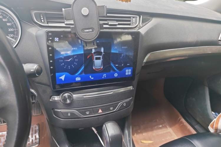 Used Peugeot 408 2015 1.2T Automatic Luxury Edition Audio And AC Panel