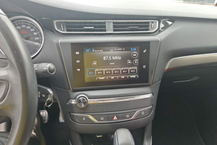 Used Peugeot 408 2015 1.2T Automatic Luxury Edition Audio And AC Panel