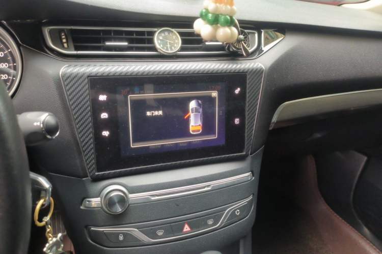 Used Peugeot 408 2015 1.2T Automatic Luxury Edition Audio And AC Panel