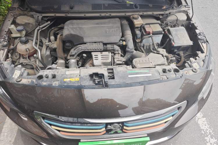 Used Peugeot 408 2015 1.2T Automatic Luxury Edition Engine Bay