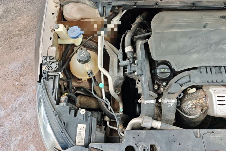Used Peugeot 408 2015 1.2T Automatic Luxury Edition Engine Bay Right