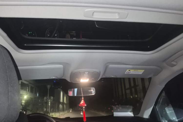 Used Peugeot 408 2015 1.2T Automatic Luxury Edition Headliner