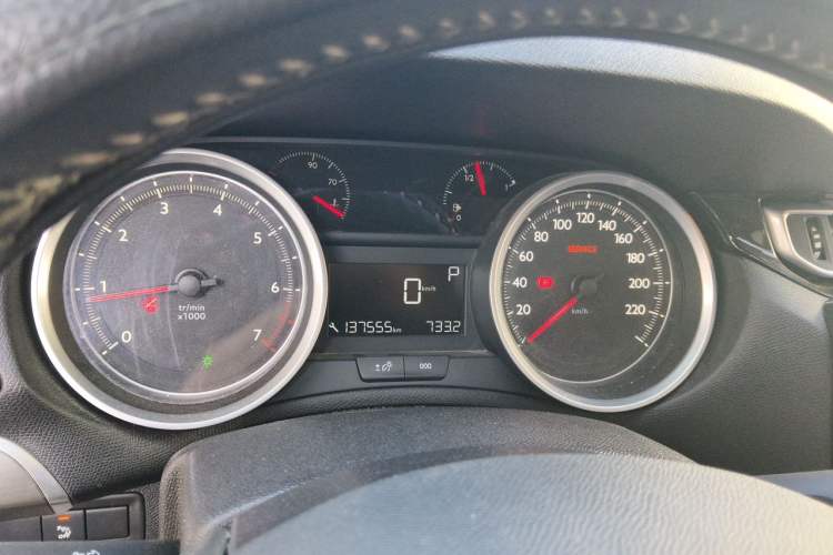 Used Peugeot 408 2015 1.2T Automatic Luxury Edition Instrument Cluster