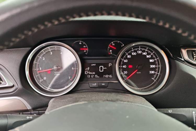 Used Peugeot 408 2015 1.2T Automatic Luxury Edition Instrument Cluster