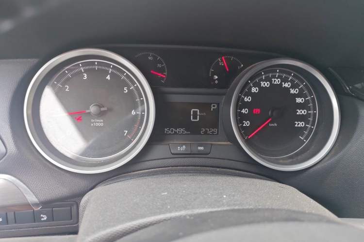 Used Peugeot 408 2015 1.2T Automatic Luxury Edition Instrument Cluster
