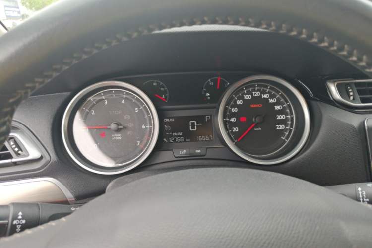 Used Peugeot 408 2015 1.2T Automatic Luxury Edition Instrument Cluster