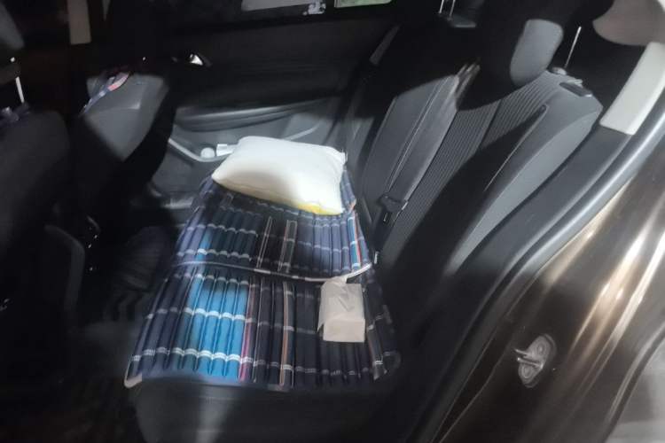 Used Peugeot 408 2015 1.2T Automatic Luxury Edition Left Rear Seat