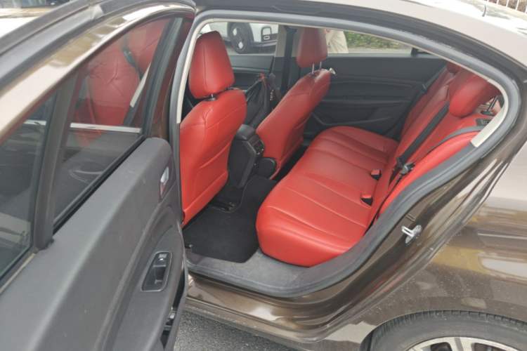 Used Peugeot 408 2015 1.2T Automatic Luxury Edition Left Rear Seat