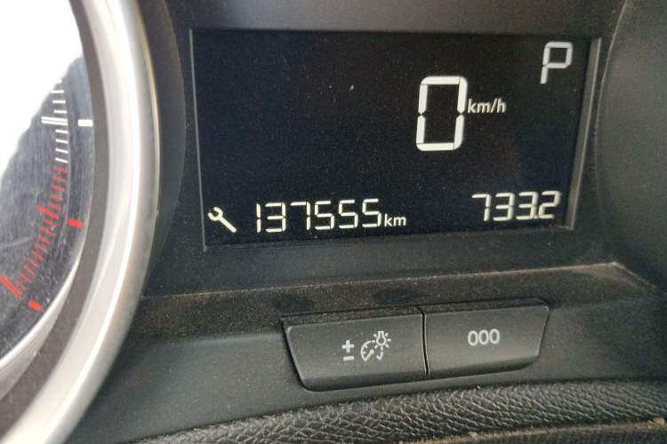 Used Peugeot 408 2015 1.2T Automatic Luxury Edition Odometer Close Up