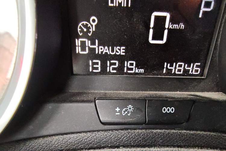 Used Peugeot 408 2015 1.2T Automatic Luxury Edition Odometer Close Up