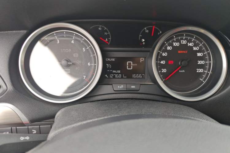 Used Peugeot 408 2015 1.2T Automatic Luxury Edition Odometer Close Up