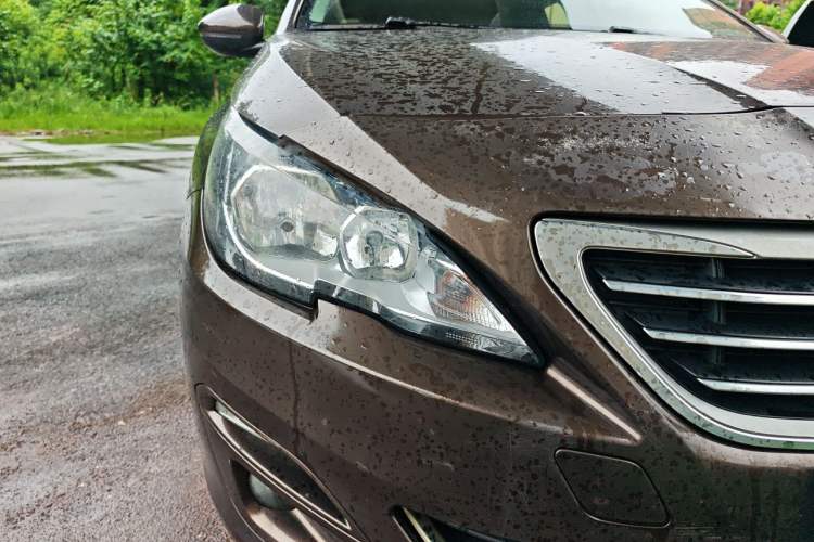 Used Peugeot 408 2015 1.2T Automatic Luxury Edition Right Front Headlight