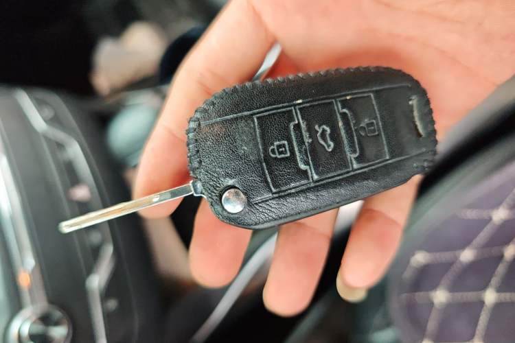 Used Peugeot 408 2015 1.2T Automatic Luxury Edition Vehicle Key