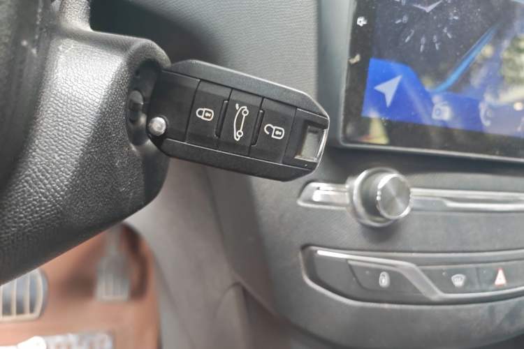 Used Peugeot 408 2015 1.2T Automatic Luxury Edition Vehicle Key