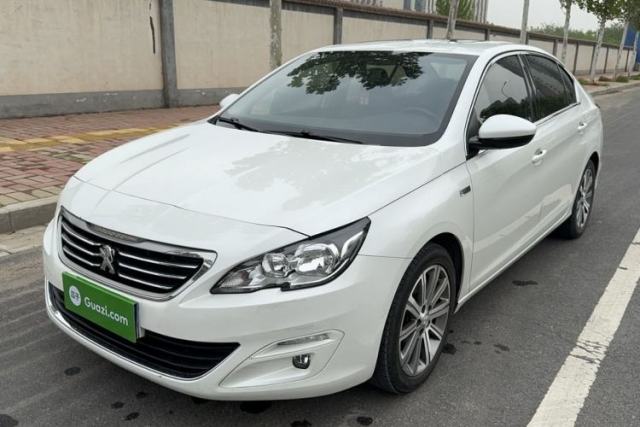 Ojetý Peugeot 408 2015 1.2T Automatic Luxury Edition