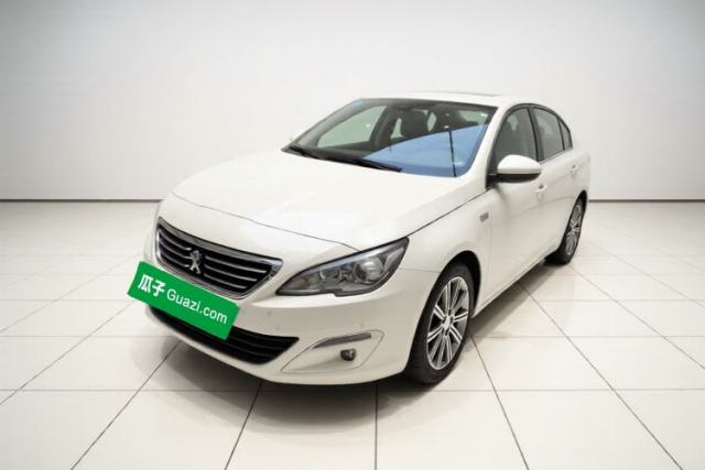 Ojetý Peugeot 408 2015 1.2T Automatic Luxury Edition
