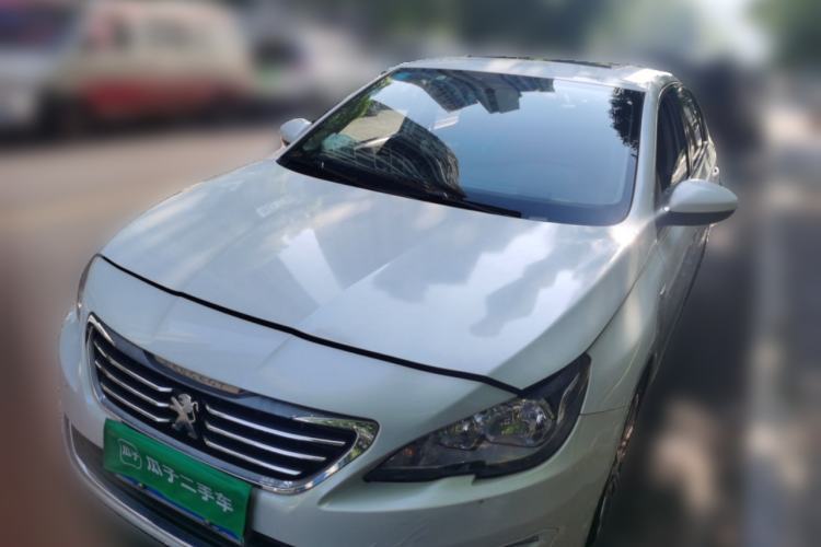 Używany Peugeot 408 2015 1.2T Automatic Luxury Edition Guazi used car, China used car export, Used car for sale, Used cars, Cheapest cars for sale