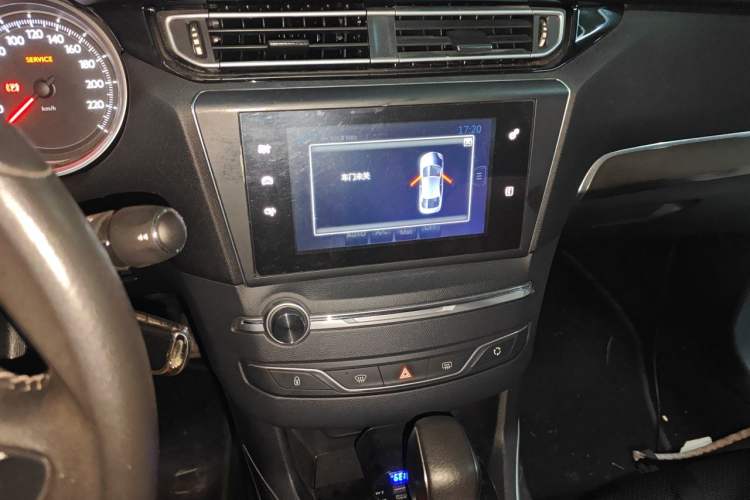 Used Peugeot 408 2015 1.2T Automatic Luxury Edition Audio And AC Panel