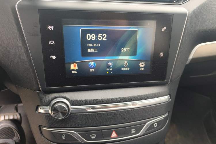 Used Peugeot 408 2015 1.2T Automatic Luxury Edition Audio And AC Panel