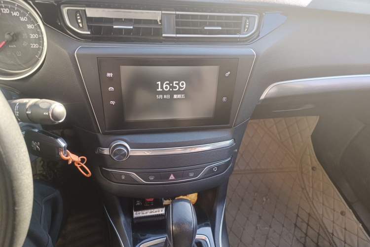 Used Peugeot 408 2015 1.2T Automatic Luxury Edition Audio And AC Panel